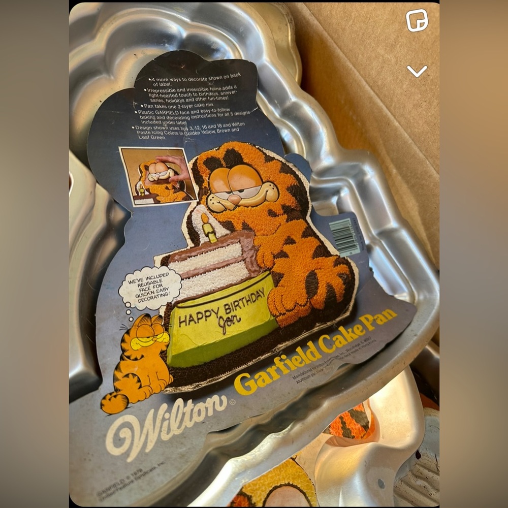 Wilton vintage 80’s Garfield pan